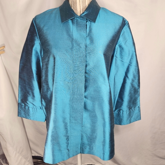 Valerie Stevens Tops - Valerie Stevens Blue Silk Stitch Accent Long Sleeve Hidden Button Top Size Large